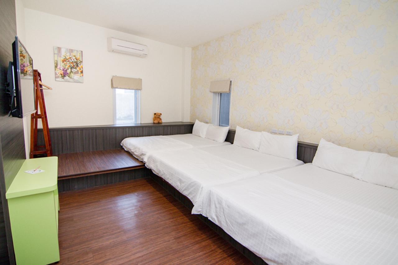 Home Sweet Beach Hotel Xiaoliuqiu Buitenkant foto