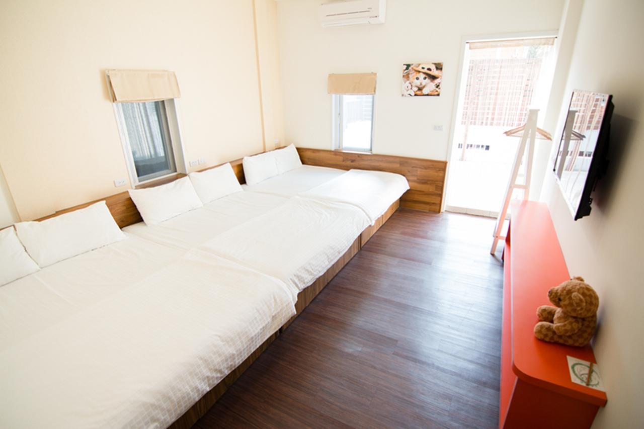 Home Sweet Beach Hotel Xiaoliuqiu Buitenkant foto